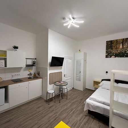 Central Boulevard Apartman Budapeste Exterior foto