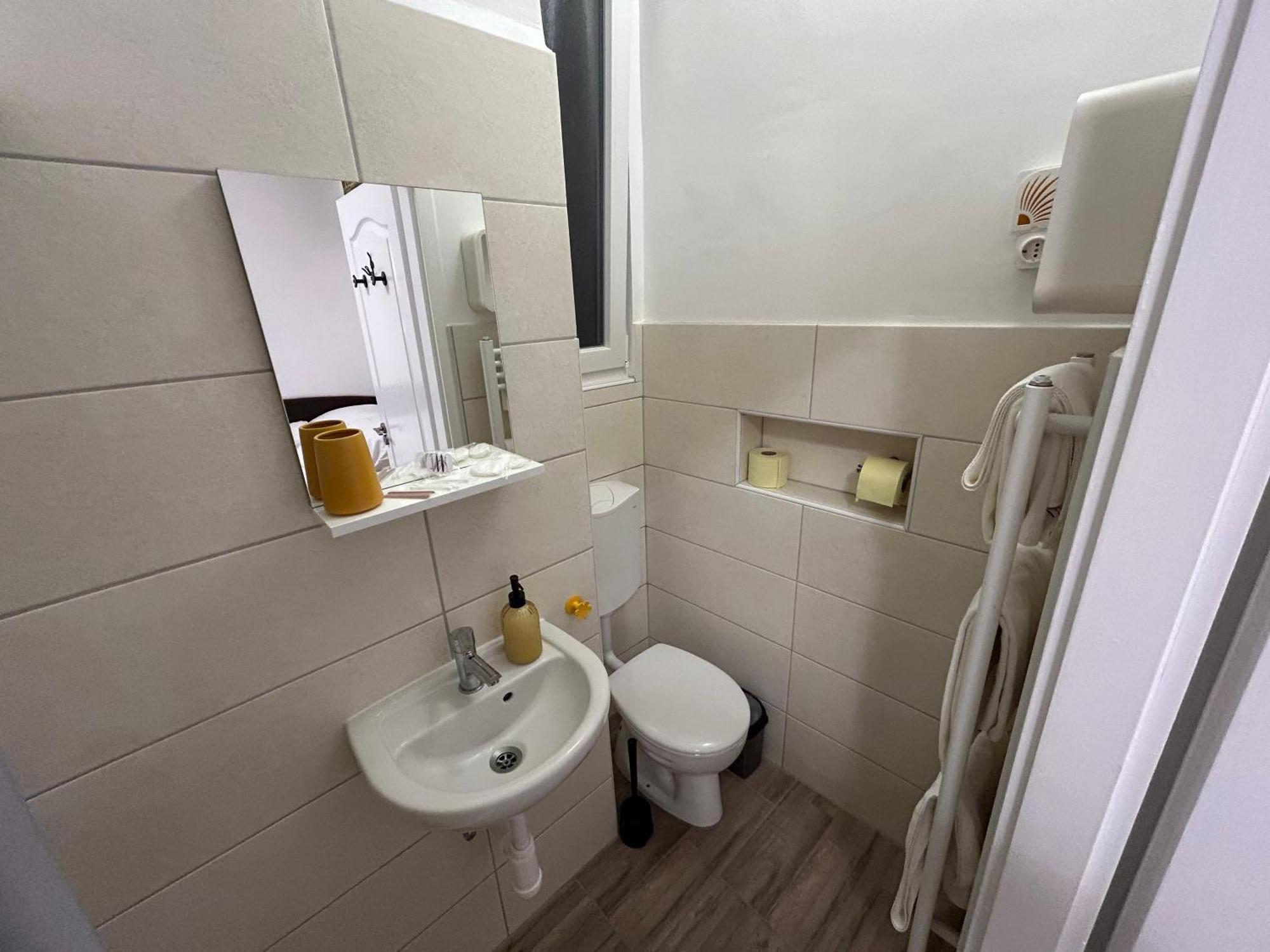 Central Boulevard Apartman Budapeste Exterior foto
