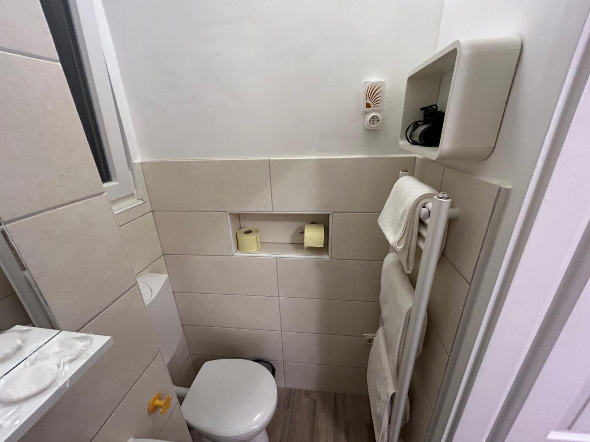Central Boulevard Apartman Budapeste Exterior foto